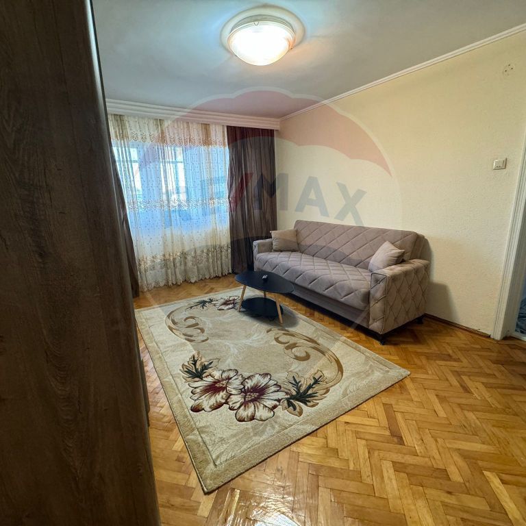 Apartament de inchiriat în zona Sarari - Photo 1