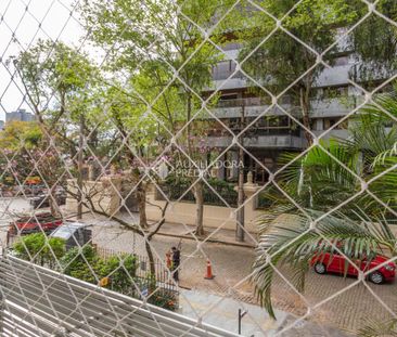 Apartamento com 3 quartos e 133m² para alugar em Moinhos de Vento, ... - Photo 2