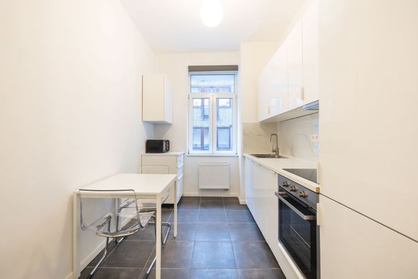 Appartement - à louer - 1000 Bruxelles 1 200 € - Photo 1