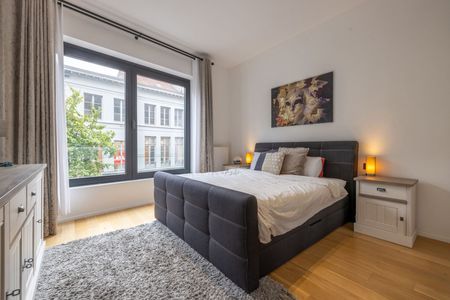 Groot drieslaapkamerappartement met 2 ruime dakterrassen! - Photo 3