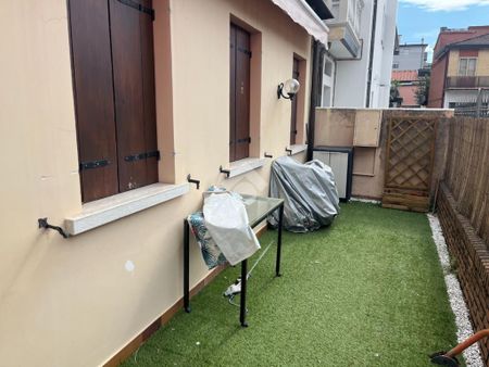 Porzione di bifamiliare in affitto - Photo 3