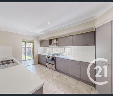 Low-Maintenance Living in a Prime North Lakes Location - Photo 4