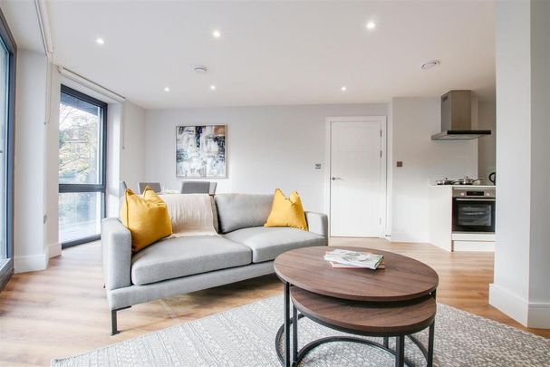 2 bedroom flat to rent - Photo 1