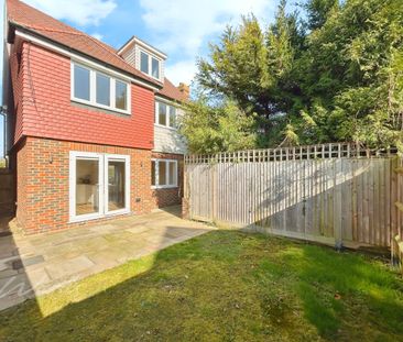 4 bedroom detached house to rent - Photo 5