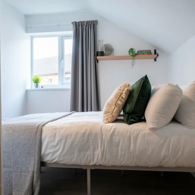 6 bedroom house to rent - Photo 1