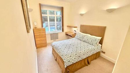 William Court, Hall Road, St Johns Wood, NW8 - Photo 2