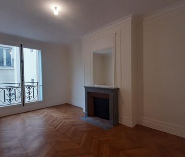 location Appartement T7 DE 304.1m² À PARIS - Photo 2