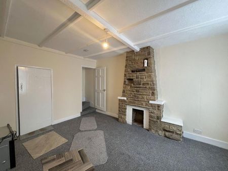 2 bedroom terraced house to rent - Photo 2