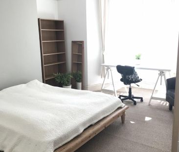 5 bedroom terraced house to rent - Photo 6
