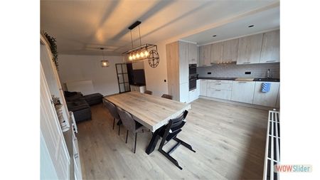 Een mooi afgewerkt appartement op de tweede verdieping in het centrum van Oostmalle - Photo 2