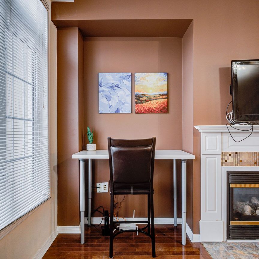 For Lease - 10 Post Oak Drive Unit# 14, Richmond Hill, Ontario - Photo 1