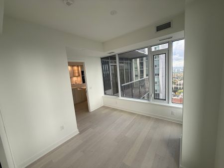 For Lease - 11 Yorkville Avenue Unit# 3407, Toronto, Ontario - Photo 2