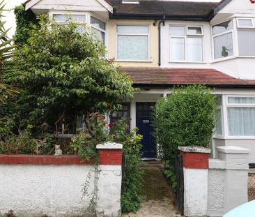 3 bedroom maisonette to rent - Photo 4