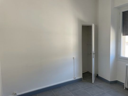 Location - Appartement T3 rénové de 59 m² Proche de la place Montcalm - Photo 1