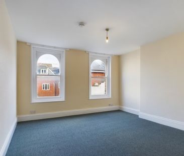 Westbourne House, Station Road, Stroud, Gloucestershire, GL5 - Photo 1