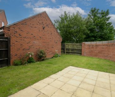 3 bedroom detached to let - Photo 1