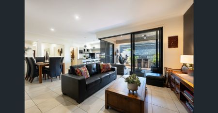 Family Home just Moments from the Beach - Photo 2