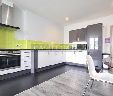 3 bedroom flat share to rent - Photo 4