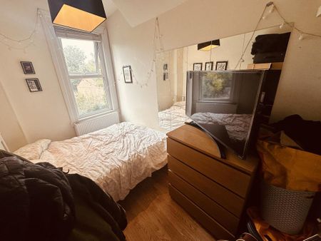 3 bedroom maisonette to rent - Photo 3