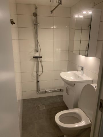 Idrottsvägen, Fellingsbro - Photo 5