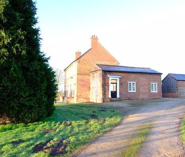 5 bedroom detached house to rent - Photo 1