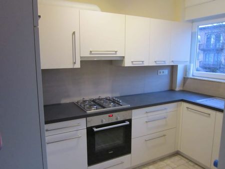 Appartement te huur - Foto 2