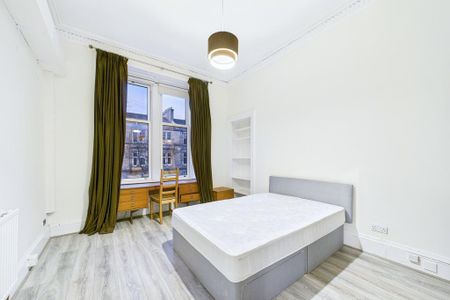 3 bedroom flat to rent - Photo 5