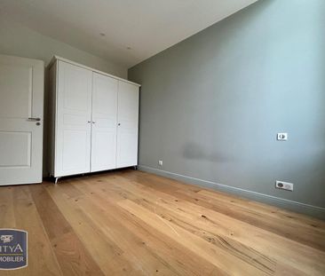 Location Appartement 3 pièces 69m² FONTENAY LE COMTE 85200 - Photo 2
