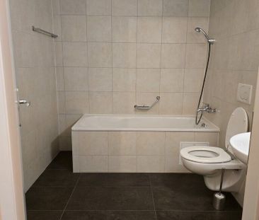 À saisir ! Magnifique logement à deux pas du métro M1 ! - Photo 6