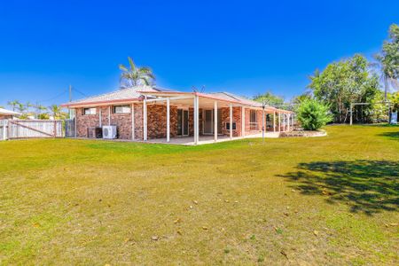 BIG SHED, BIG YARD, ENDLESS POSSIBILITIES - WELCOME TO 11 ALEXANDRA CLOSE! - Photo 4