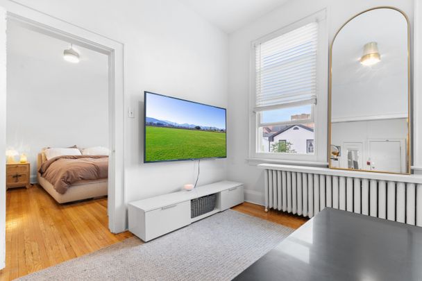 For Lease - 179 Lakeshore Road Unit# 2, Oakville, Ontario - Photo 1