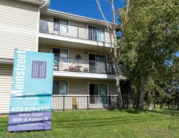 Anna Court Apartments | 4508 8 Avenue SE, Calgary - Photo 1