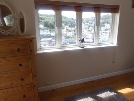 4 bedroom detached house to rent - Photo 5