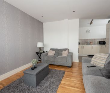 118 The Granary Building, James Clow , 15 Princes Dock Street, Belf... - Photo 2