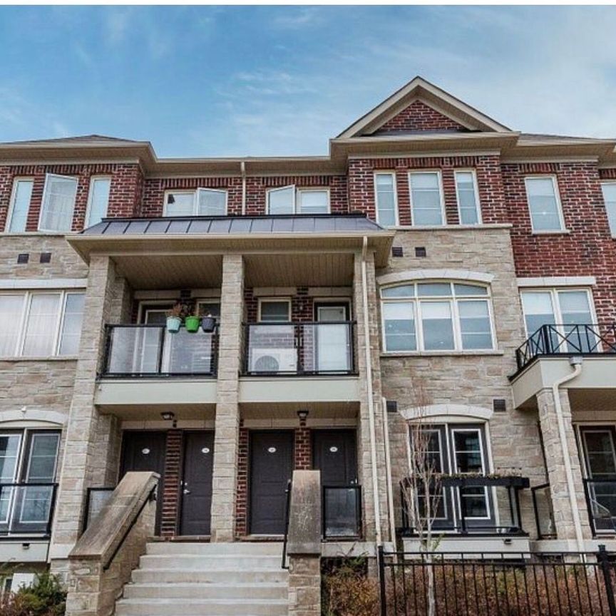 For Lease - 200 Veterans Drive Unit# 98, Brampton, Ontario - Photo 2