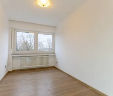 Gemütliche ca. 81m² große 3-Zimmer-Wohnung mit ca. 12 m² großem Bal... - Photo 4