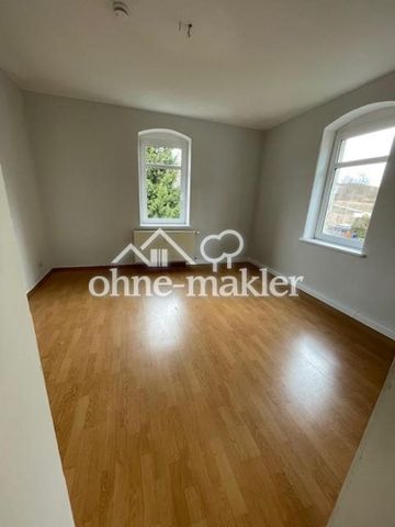 kl. MFH san. AB, 4-Zi. Wohng. 1.OG, 2xBad, 2 Balk., ruhig DD-Süd - Photo 3