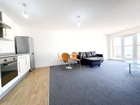 Ladywell Point, Pilgrims Way, Salford, Greater Manchester, M50 1AZ - Photo 1