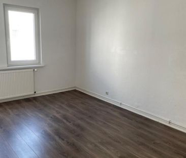 Helle 2,5-Zimmer-Wohnung in zentraler Lage - Photo 1
