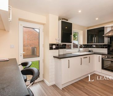 2 bedroom terraced house to rent - Photo 5