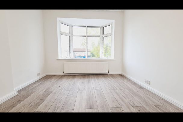 2 Bed Flat, Streatham Vale, SW16 - Photo 1