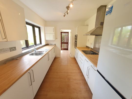 Salter Avenue, Norwich - Photo 1