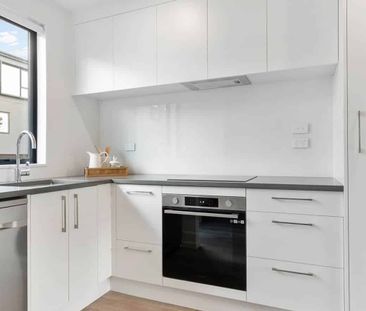 Efficient Design and Luxury - Photo 1