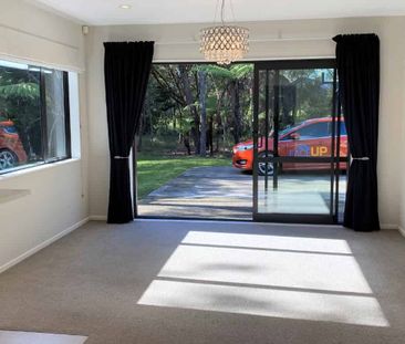 Greenhithe, 2 Bedrooms, $600 - Photo 2