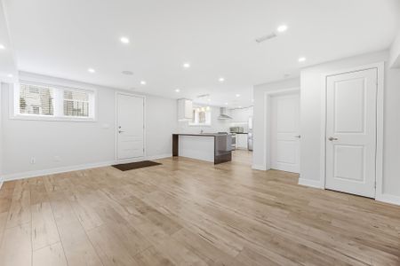 For Lease - 10 Boxwood Road, Toronto, Ontario - Photo 4
