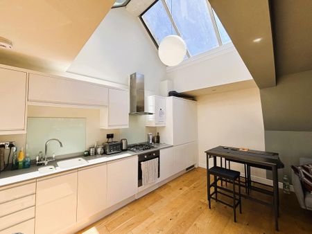 2 bedroom flat to rent - Photo 5