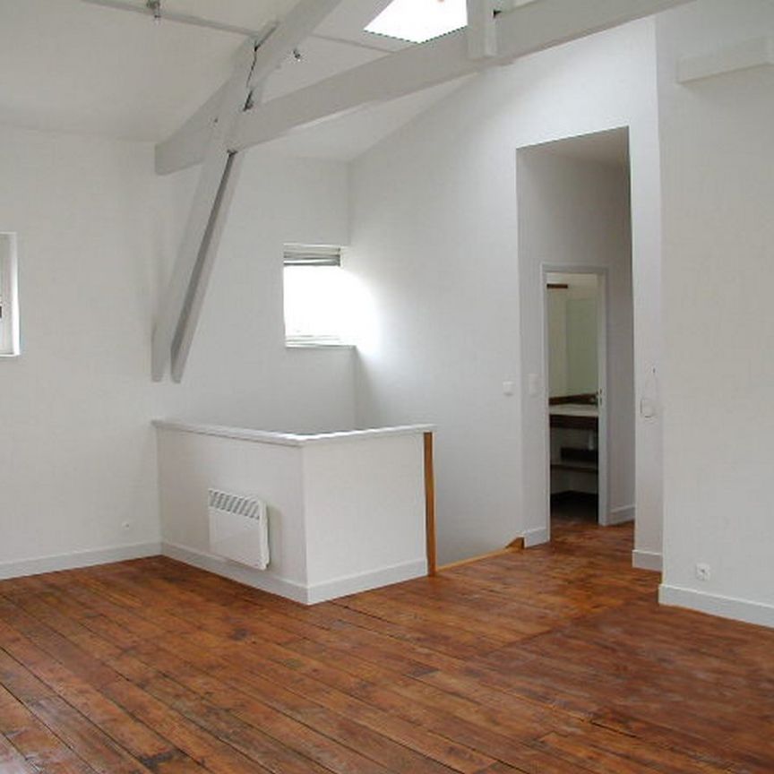 Location Appartement 4 pièces 97m² BORDEAUX 33000 - Photo 1