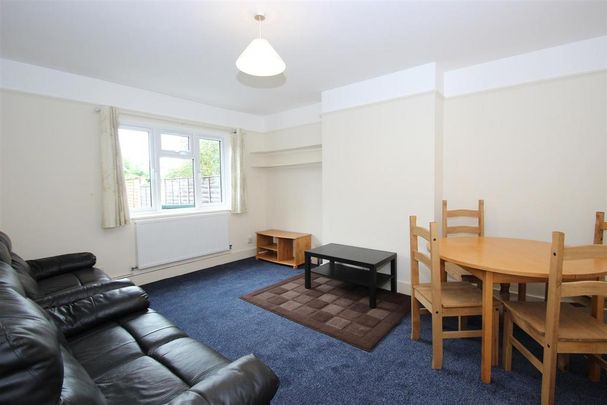 4 bedroom house to rent - Photo 1