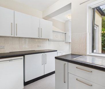 2 bedroom terraced house to rent - Photo 3