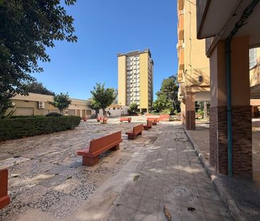 Alquiler de piso en Calle Simeón Giménez Reyna - Foto 4